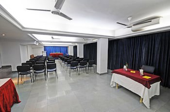 Hotel Roopa