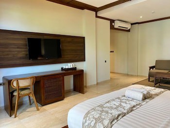 Djabu Seminyak Hotel