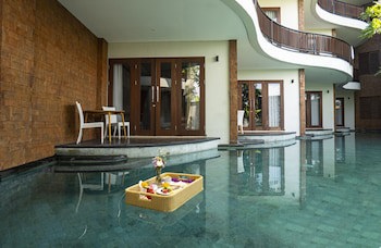 Djabu Seminyak Hotel