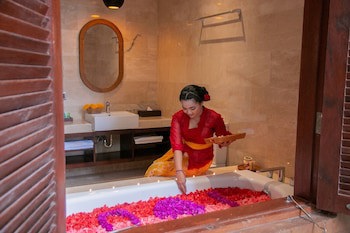 Djabu Seminyak Hotel