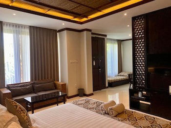 Djabu Seminyak Hotel