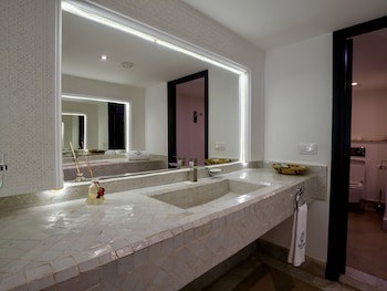 Fellah Hotel