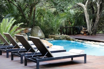 Amakhosi Safari Lodge And Spa