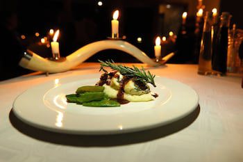 Amakhosi Safari Lodge And Spa