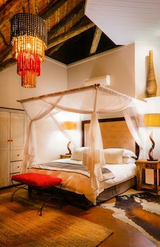 Amakhosi Safari Lodge And Spa