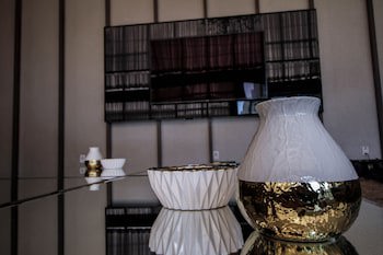 Oscar Hotel Executive