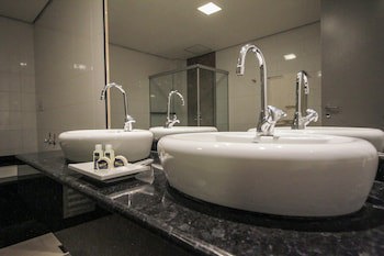 Oscar Hotel Executive