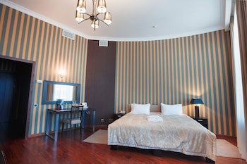 Tsunami Spa Hotel