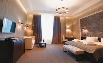 Tsunami Spa Hotel