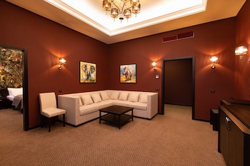 Tsunami Spa Hotel