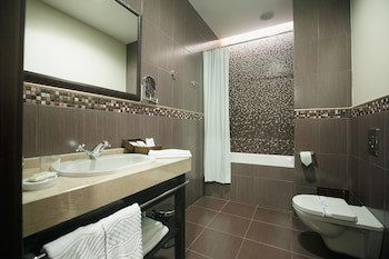 Tsunami Spa Hotel
