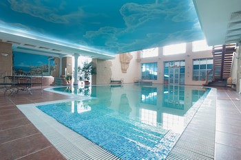 Tsunami Spa Hotel