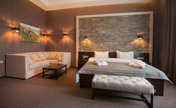 Tsunami Spa Hotel
