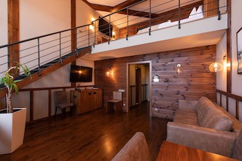 Tsunami Spa Hotel