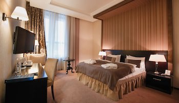 Tsunami Spa Hotel