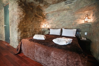 Tsunami Spa Hotel