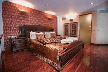 Tsunami Spa Hotel
