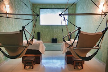 Tsunami Spa Hotel
