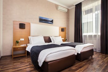 Greguar Hotel & Apartments