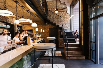 Greguar Hotel & Apartments