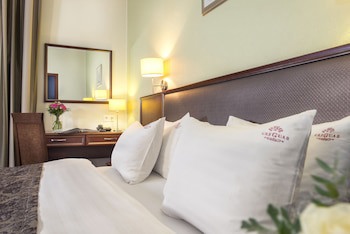 Greguar Hotel & Apartments