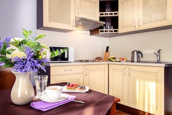 Greguar Hotel & Apartments