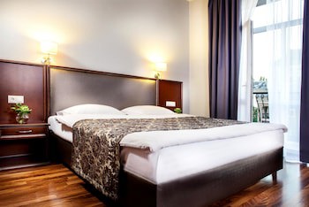 Greguar Hotel & Apartments