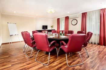 Greguar Hotel & Apartments