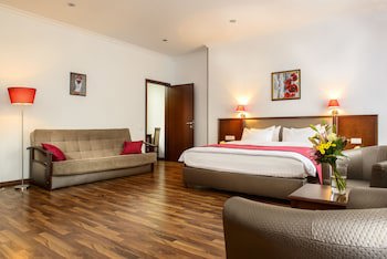 Greguar Hotel & Apartments