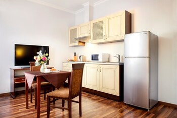 Greguar Hotel & Apartments