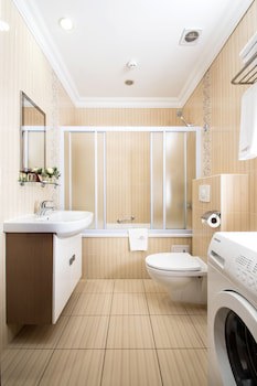 Greguar Hotel & Apartments