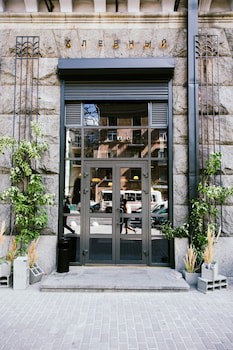 Greguar Hotel & Apartments