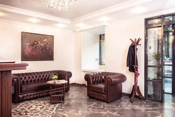 Greguar Hotel & Apartments