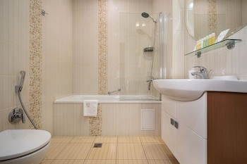 Greguar Hotel & Apartments