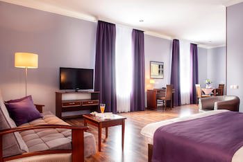Greguar Hotel & Apartments