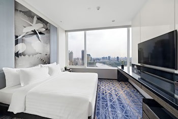 Grande Centre Point Hotel Terminal 21