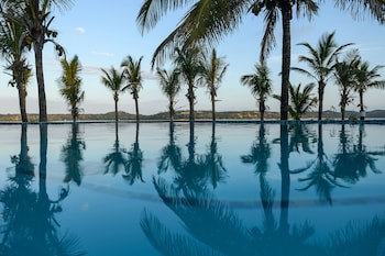 San Martinho Beach Club