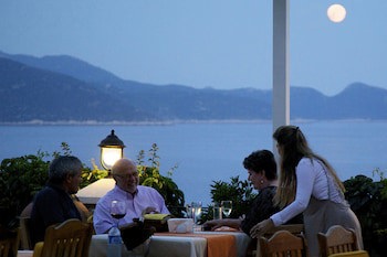 Villa Tamara 12 Adult Hotel