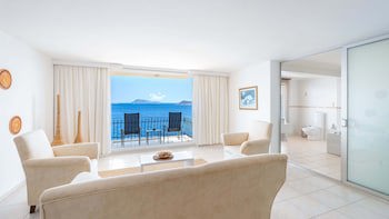 Villa Tamara 12 Adult Hotel