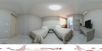 Freddy's Hotel
