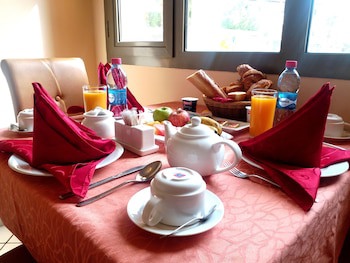 Acacias Hotel