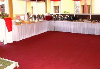Acacias Hotel