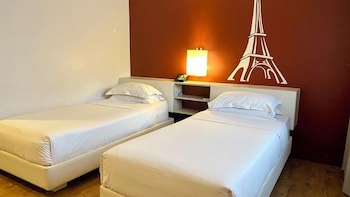 Circle Inn - Hotel & Suites