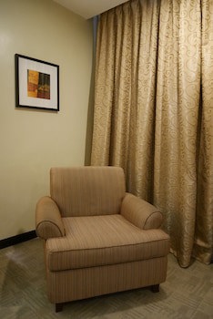 Circle Inn - Hotel & Suites