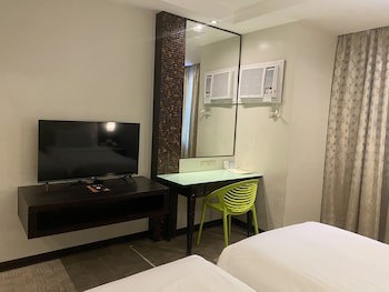 Circle Inn - Hotel & Suites