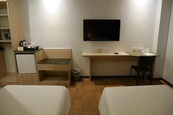 Circle Inn - Hotel & Suites
