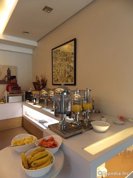 Circle Inn - Hotel & Suites