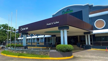 Circle Inn - Hotel & Suites