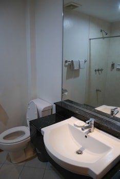 Circle Inn - Hotel & Suites