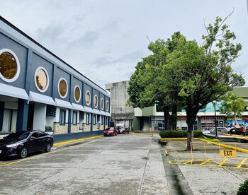Circle Inn - Hotel & Suites